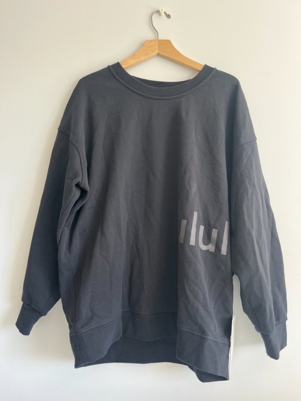 Lululemon Perfectly Oversized Crew Graphic Sweatshirt Black Size 10, NWT
